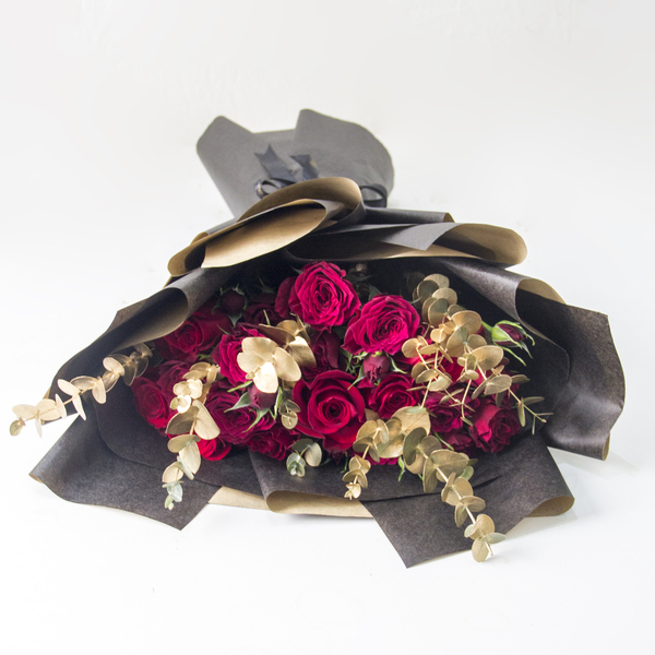 Love's Embrace | عناق الحب